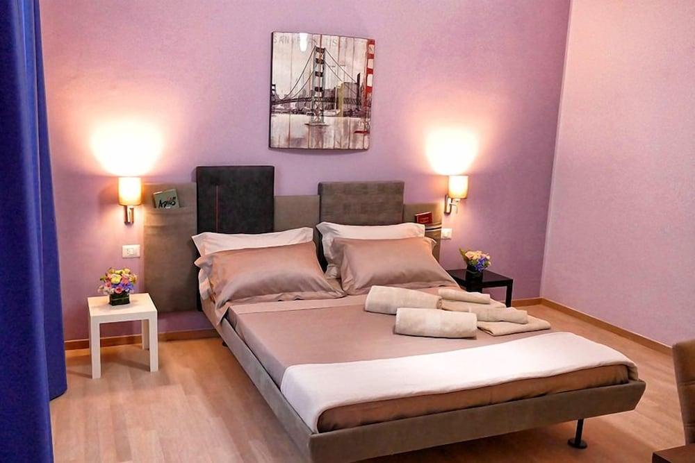 Cairoli Exclusive Rooms & Suite Бриндизи Екстериор снимка