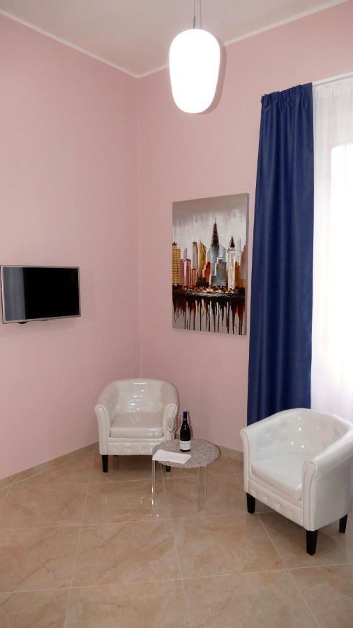 Cairoli Exclusive Rooms & Suite Бриндизи Екстериор снимка
