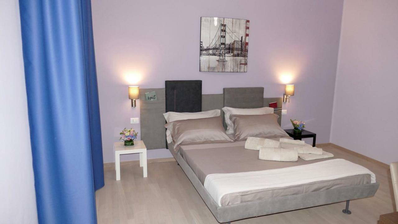 Cairoli Exclusive Rooms & Suite Бриндизи Екстериор снимка